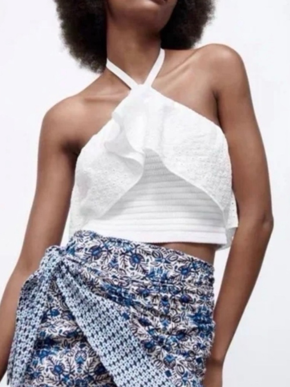 Zara white knit halter eyelet ruffle crop top size medium